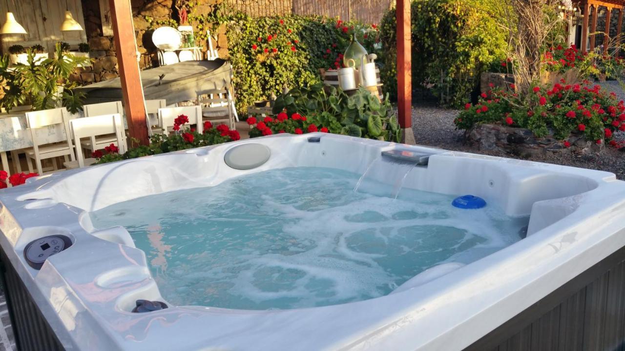 Gasthaus Casa Leandra Con Jacuzzi Costa Adeje  Exterior foto