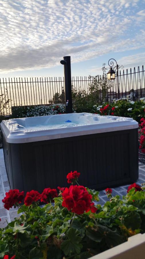 Gasthaus Casa Leandra Con Jacuzzi Costa Adeje  Exterior foto